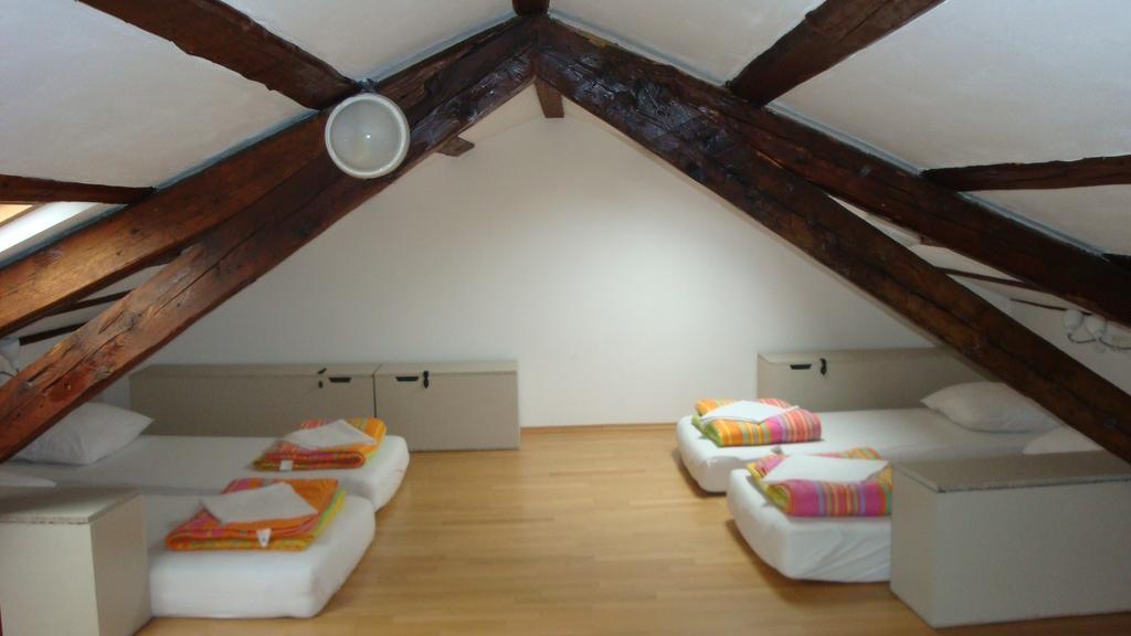 Hostel Alieti Izola Quarto foto