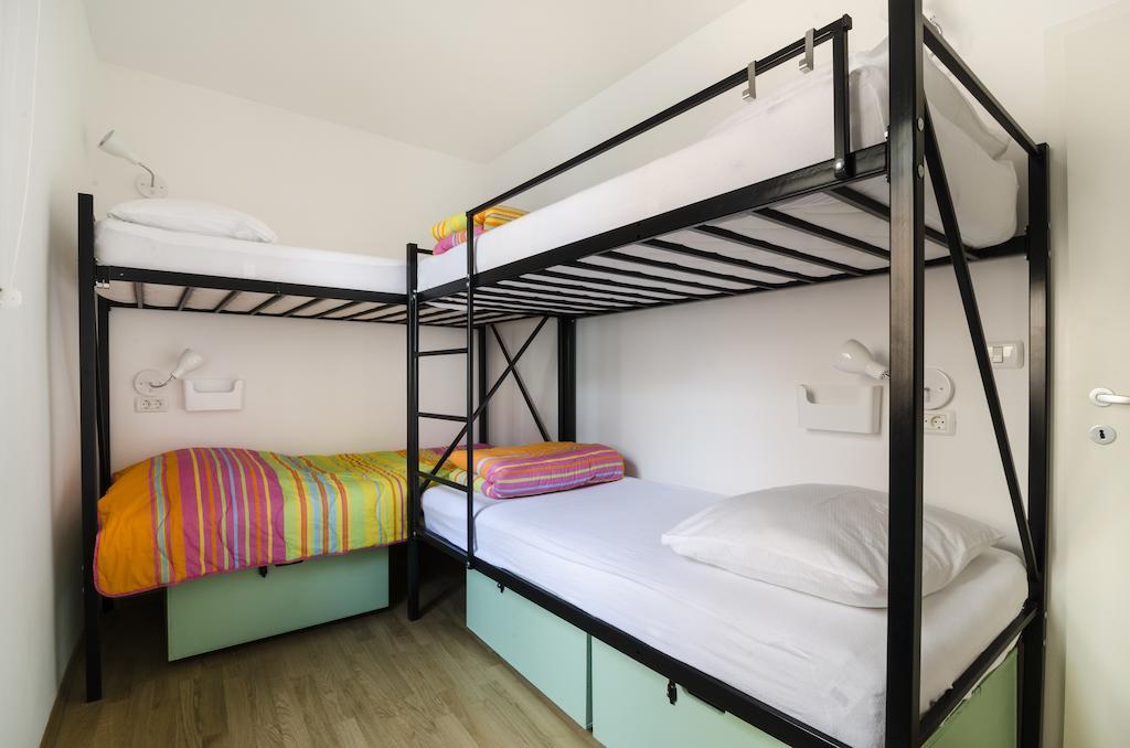 Hostel Alieti Izola Quarto foto